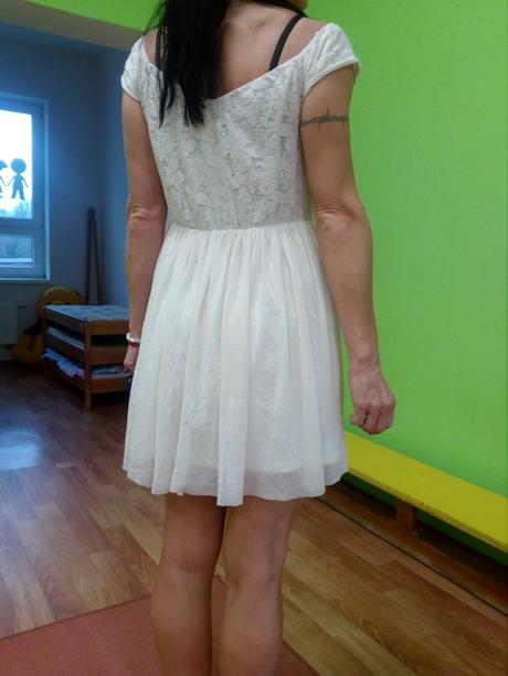 Kremove saty asos, 40