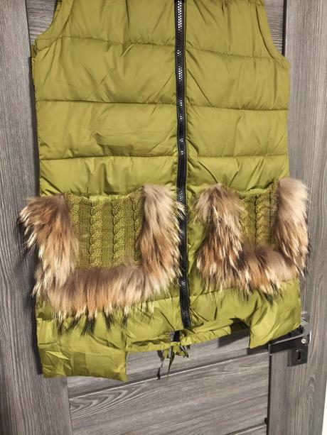 Krasna vesta s pravou kozusinou, s