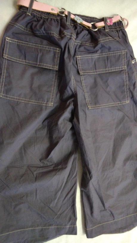 Kraťasy s opaskom, 152