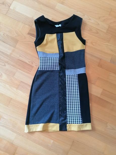 Rinascimento šaty s, s