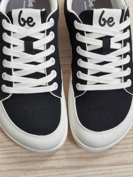 Rebound - black & white 37 y193, be lenka,37