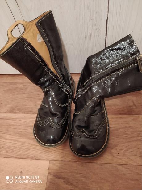 Prechodne cizmicky, 26