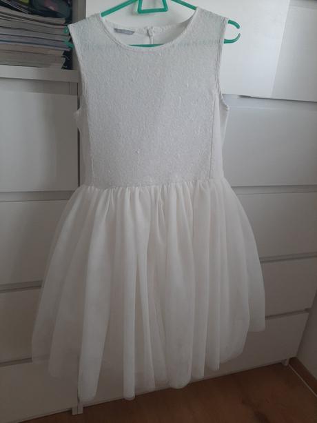 Slavnostne saty, 122