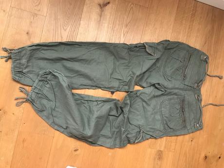 Lezerne nohavice, timeout,38