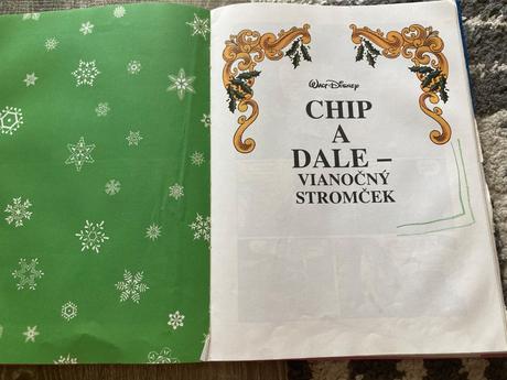 Veselé vianoce s mickey mousom a jeho priateľmi,