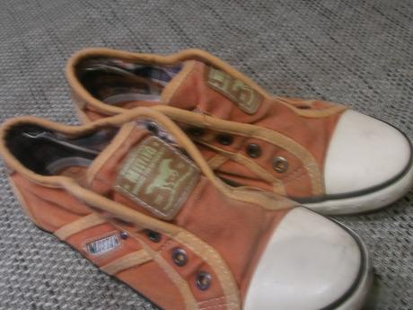 Bezchybne tenisky, mustang,35