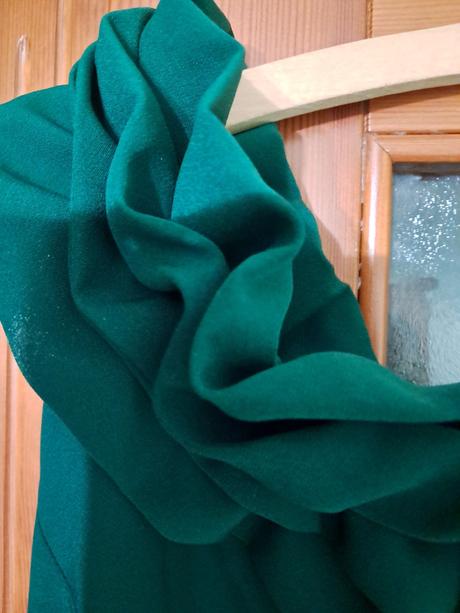 Elegantné šaty, 38