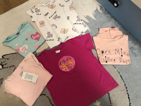 5ks triciek cena spolu, reserved,122