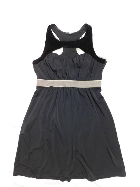 Velmi pekne saty, 38