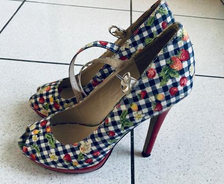 Lodičky retro 37 pin up girl, 37