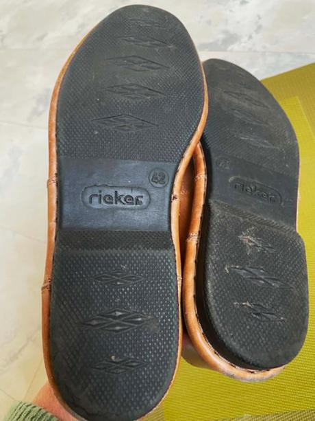 Celokožené sandále, rieker,42