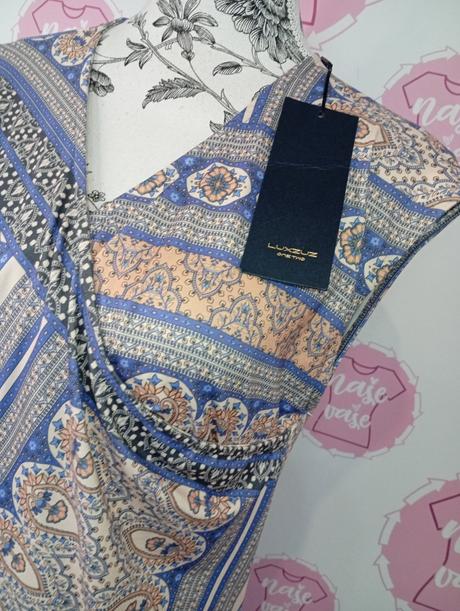 Nové elastické vzorované šaty, 38 / m