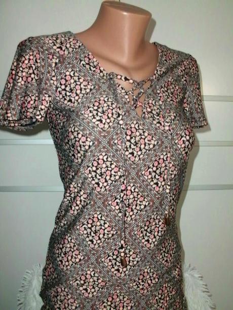 Ľahké kvetinkové šaty - veľ. 34/36, f&f,34