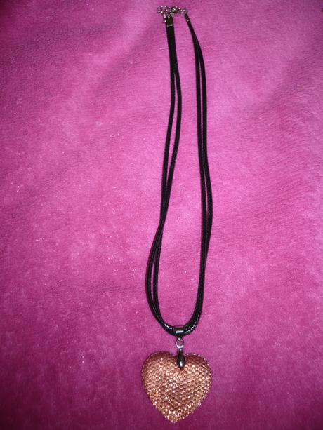 Nahrdelnik so srdieckom, 