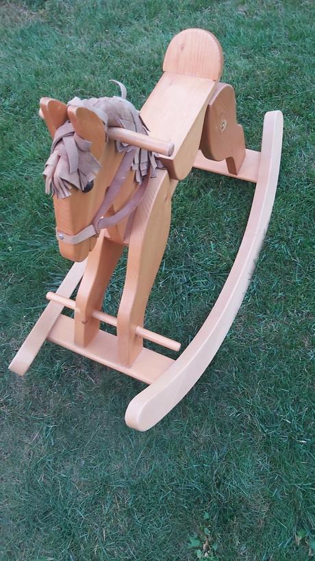 Detská hračka húpací koník,