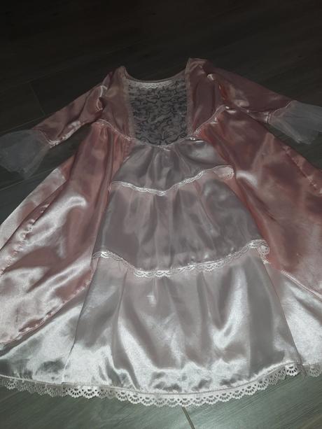 Saténové šaty princezná,