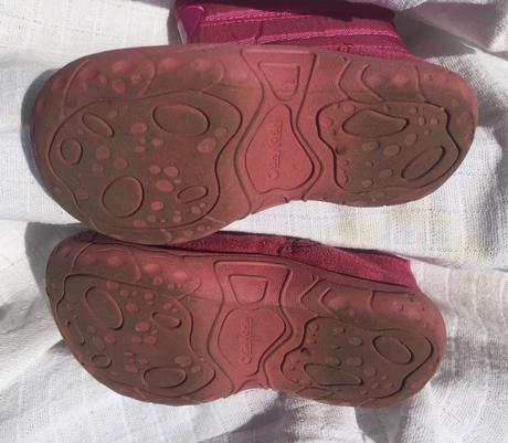 Prechodné čižmičky, 26