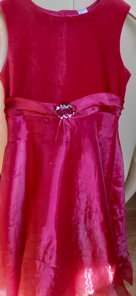 Šaty na slávnostnú príležitosť, 140