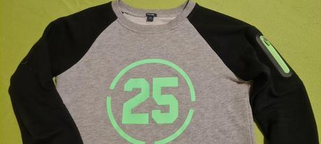 Jednoduchá športová mikina, 146