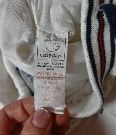 Nohavice na 6-12 mesiacov, early days,74