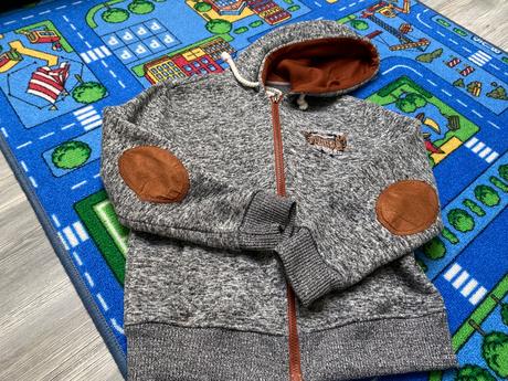 Mikinka, authentic,140