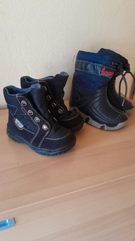 Topánky už iba snehule v ponuke, 22