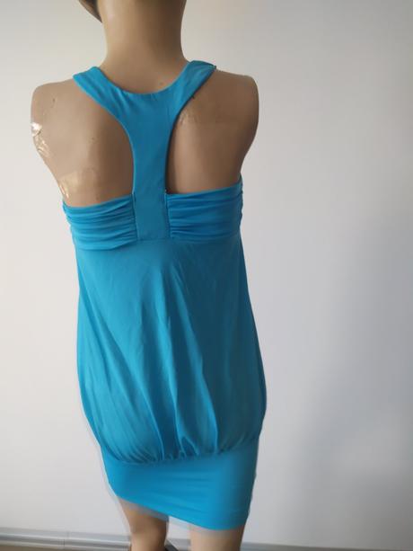 C 218 nodry  nebesky topik  saty, s