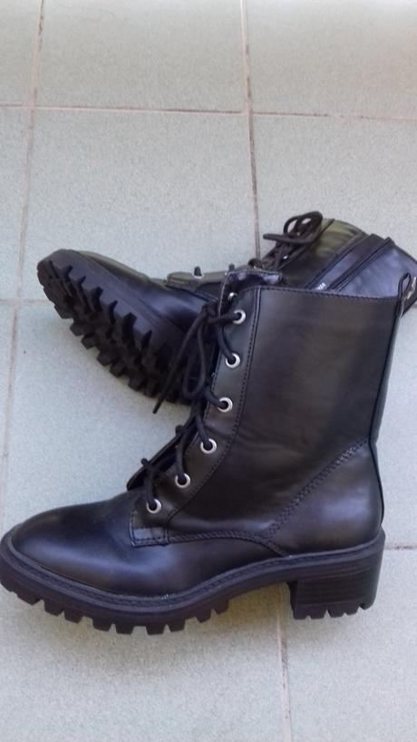 Raz obuté čižmy, 36