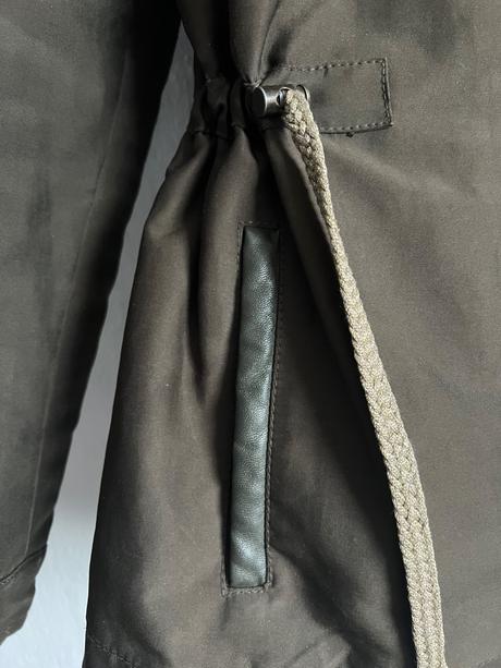 Desigual vysivana bunda parka zelena s kapucou, desigual,m