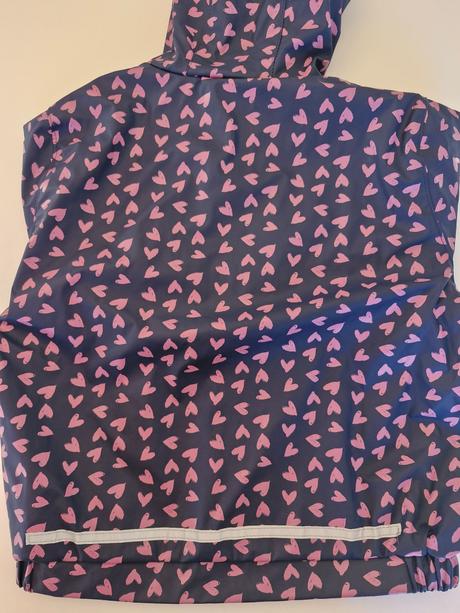 Bunda do dažďa, 116