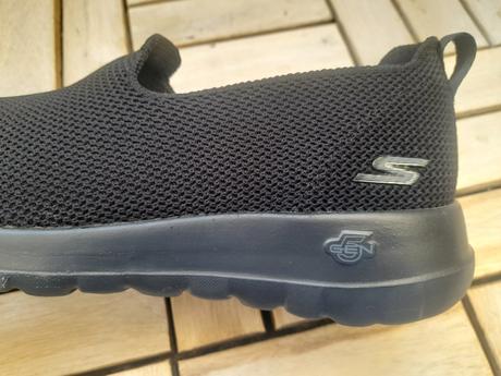 Čierne slip-on topánky skechers veľ. 40, skechers,40