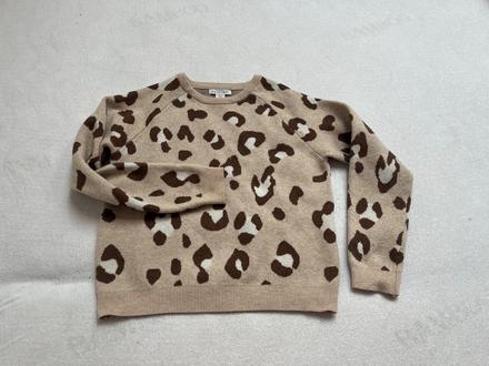 Svetrik, primark,134