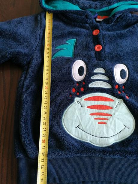 Príjemná mikinka, 86