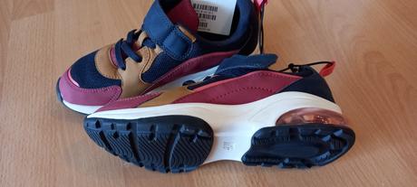 Tenisky nove, h&m,33
