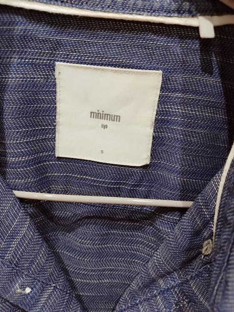 Krásna elegantná košeľa, s