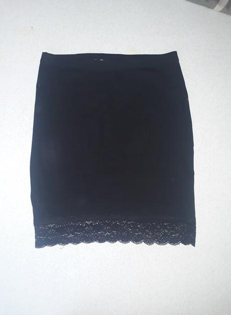 Mam na predaj suknu, terranova,xs