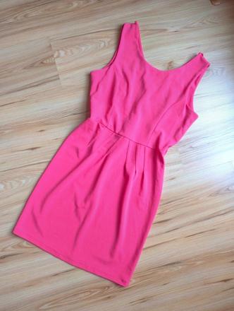 Krásne ružové šaty, m