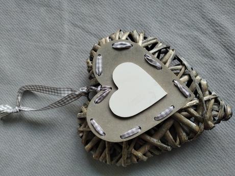 Prútené srdce 16 x 16 cm,