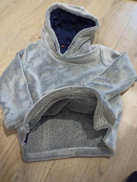 Teplučká jemná mikina, f&f,98