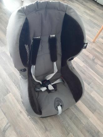 Detska sedacka 9-18kg, maxi cosi