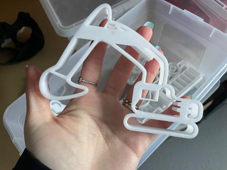 Vykrajovátka stavebné stroje, 