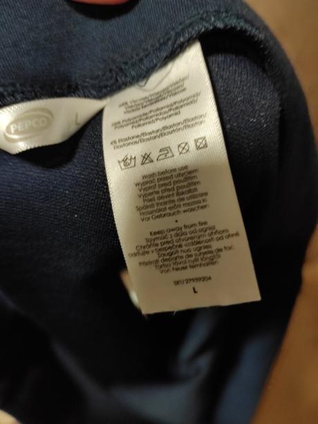 Dámska sukňa veľkosť l (2 ks), l