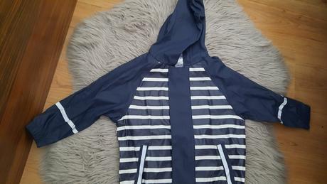 Nepremokavá bunda, lupilu,92