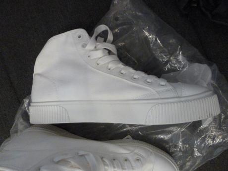 Plátené tenisky, 44