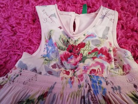 Nádherné šatičky, benetton,86
