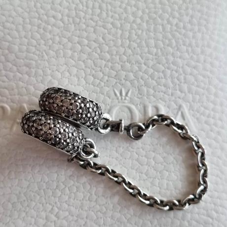 Pandora bezpečnostná retiazka, pandora