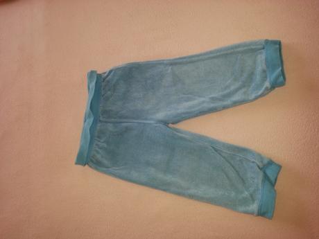 Zamatove teplaky, 86