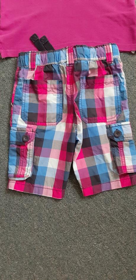 Šortky s polokošelou, 92