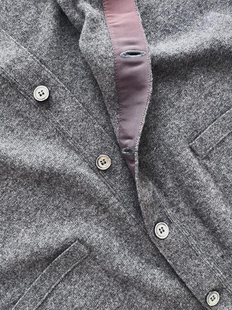 Mäkučký sveter zo 100percent vlny, l