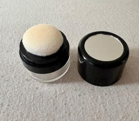 Nádoba na púder, 